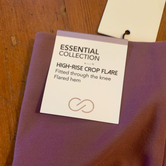 Calia Essentials Collection High-Rise Crop Flare Yoga Pants Mauve Size L - Picture 4 of 7